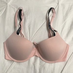 NWT Victoria’s Secret Bra